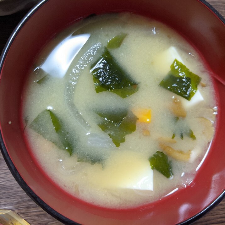 玉ねぎと豆腐とカボチャとワカメの味噌汁 レシピ 作り方 By ハマチュン 楽天レシピ 玉ねぎと豆腐とカボチャとワカメの味噌汁 レシピ 作り方 By ハマチュン 楽天レシピ